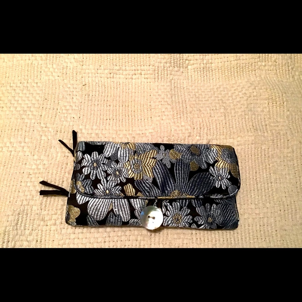 Beautiful Jewelry Roll for Traveling NWOT